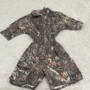 😊 NWOT Love Highlight Mossy Oak Print Romper